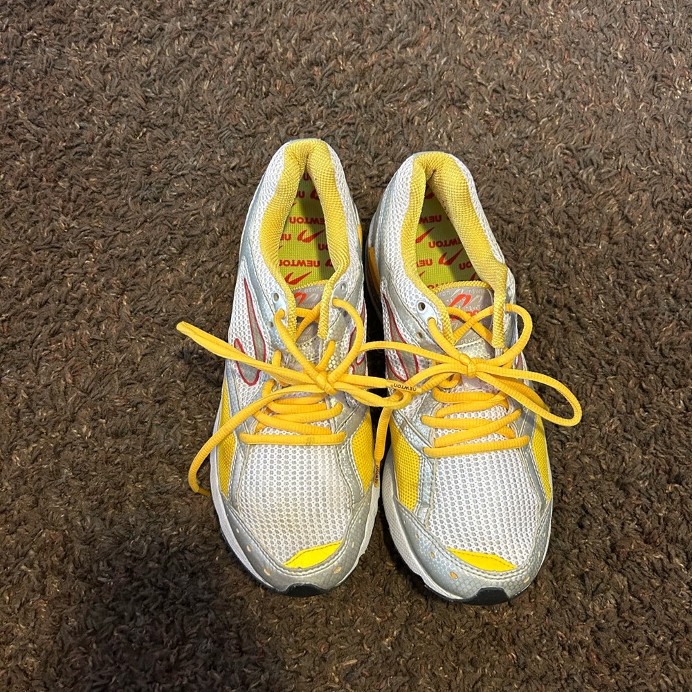 Newtons Shoes Size 8.5